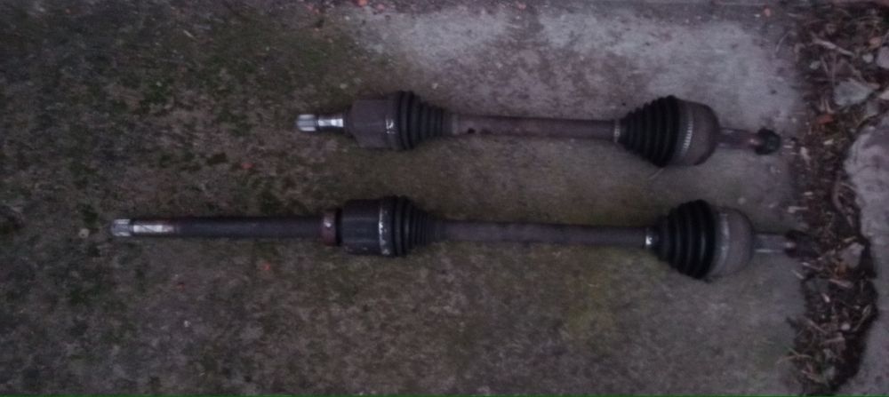 Приводні вали Рено мастер