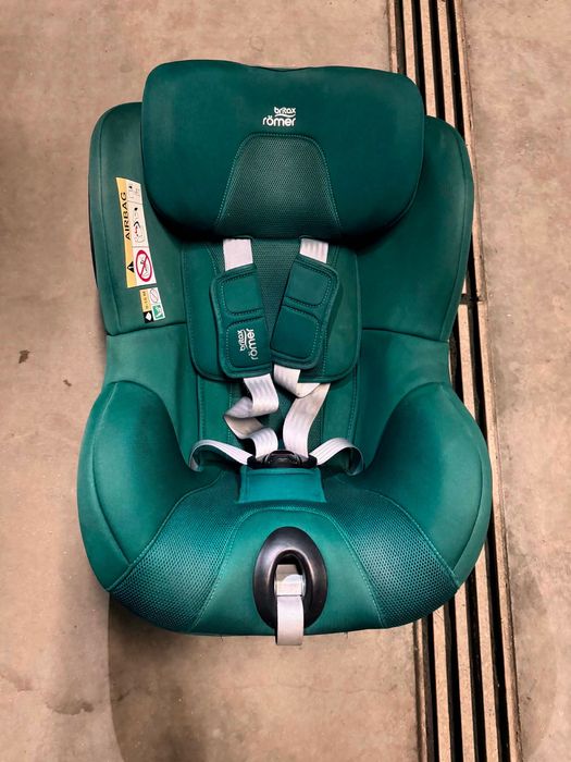Fotelik britax romer z bazą obrotową