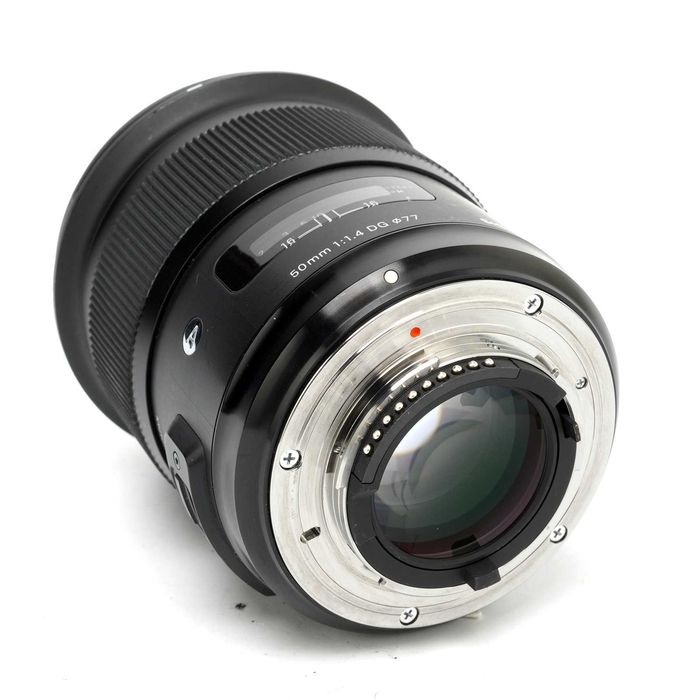 Sigma 50mm f/1.4 ART p/ Nikon F