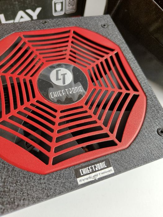 Chieftronic PowerPlay 1050W Platinum