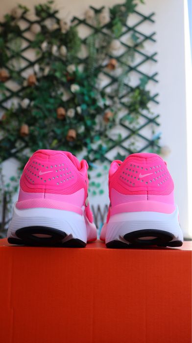Nike Structure 26 - Pink spell