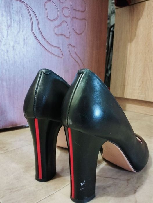 Туфлі від ISKRMA