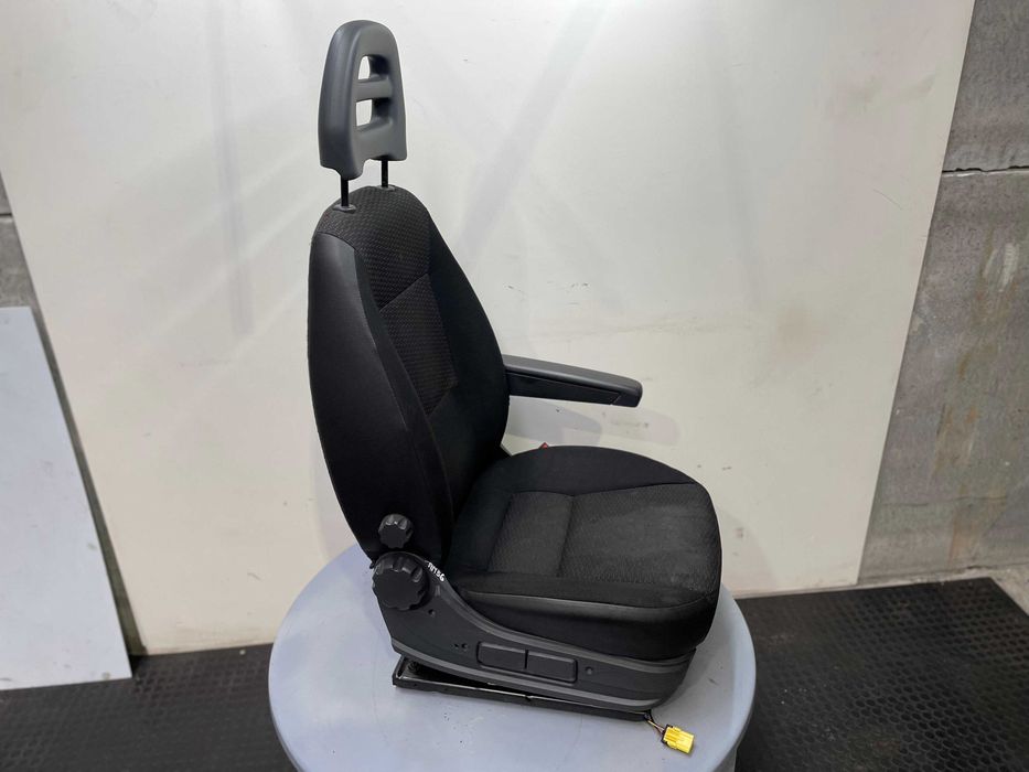 Banco esquerdo Peugeot Boxer 2.0HDI (2018)