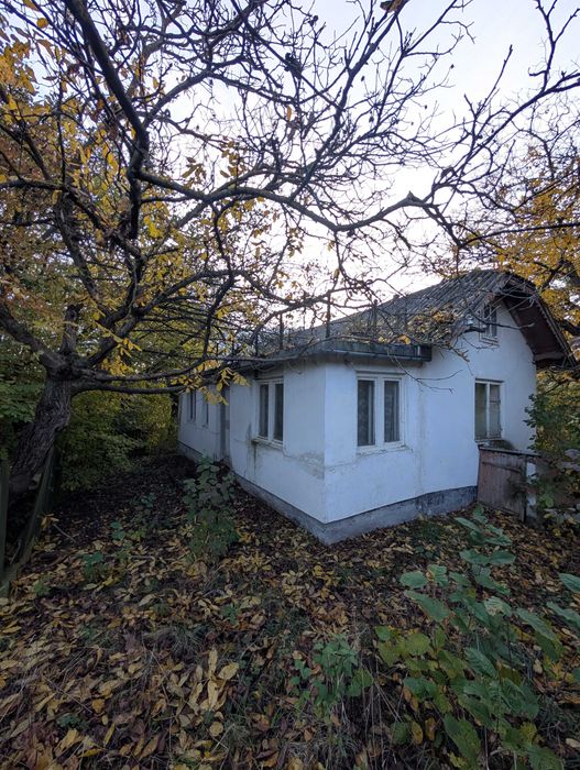 House in Uhryniv - More