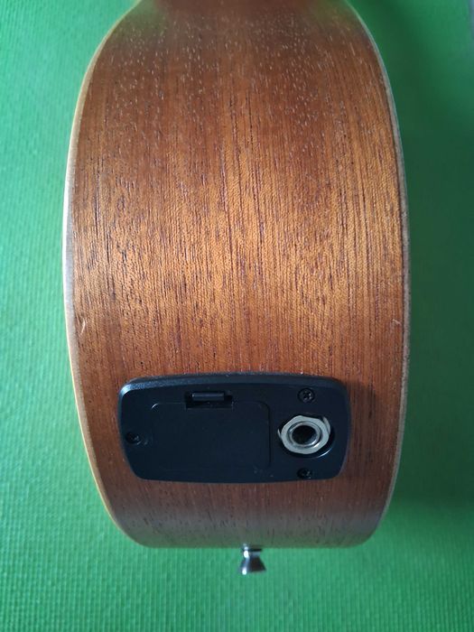 Guitarra Tanglewood Travel electro-acustica