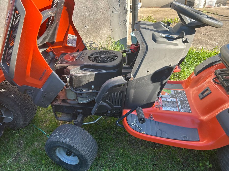 Kosiarki traktorek Johan Deer E 130