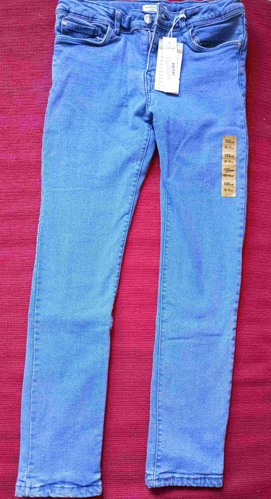 NOWE spodnie jeansy Sinsay 146 niebieskie warm inside