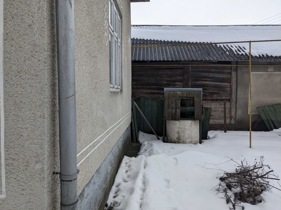 Продається відпочинковий будинок біля р. Дністер у с. Стриганці (2)