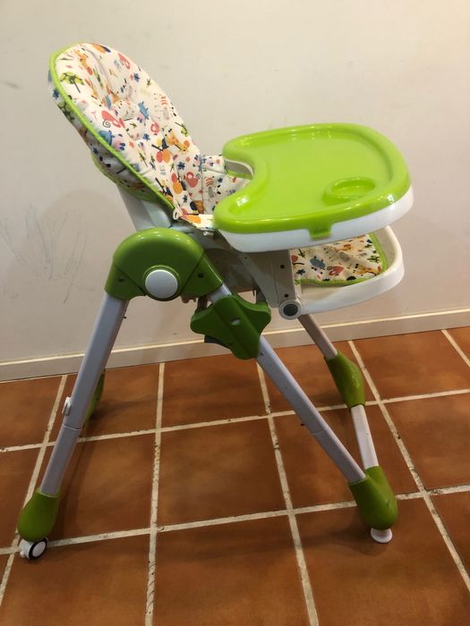 Cadeira de alimentação bebe