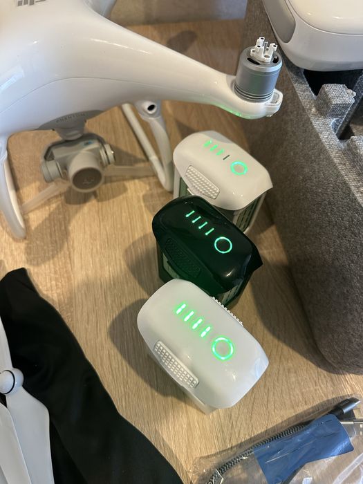 Dji phantom 4 + 3 акб