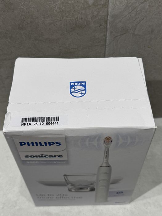 Електрична зубна щітка Philips