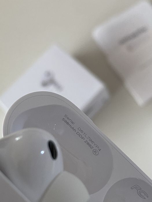 Airpods pro 3 aimda na GARANTIA !