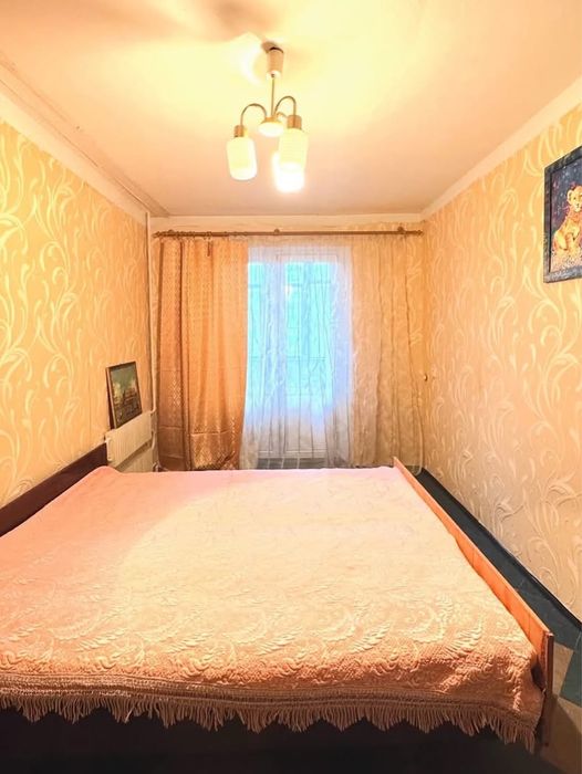 Продам 2-кімнатну квартиру район Сільпо