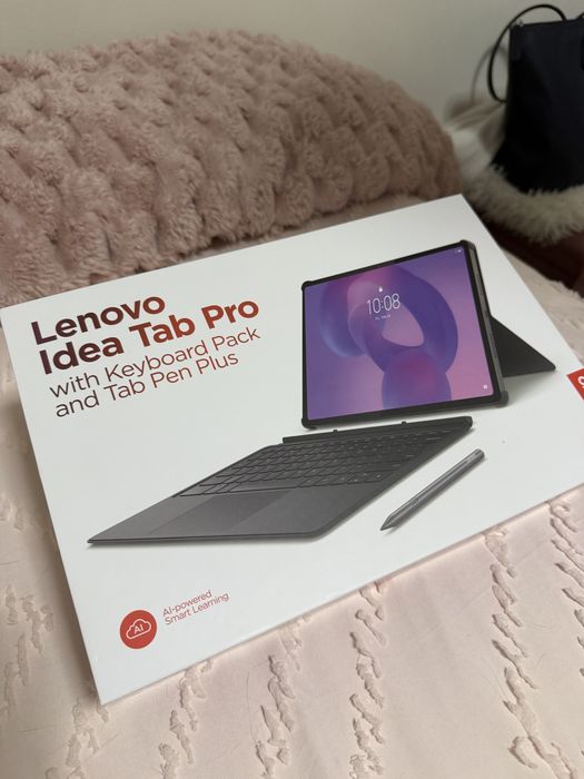 Tablet LENOVO (12’’ - 12GB -256GB) cinzento + pen + teclado