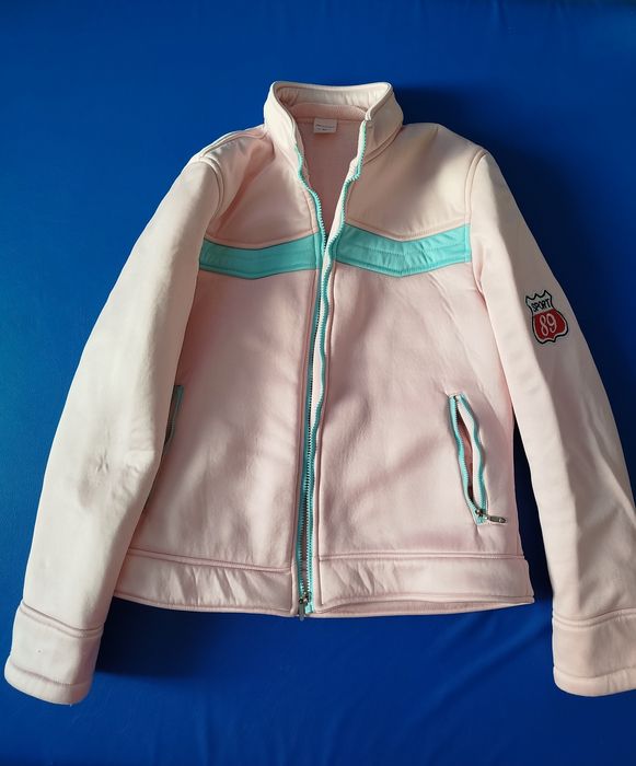 Тепла спортивна кофта, в непоганому стані