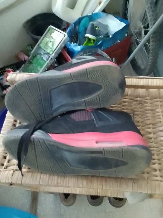 Tenis como novos 42