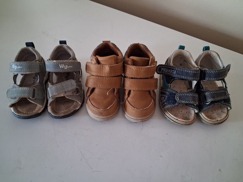 Zestaw bucikow sandaly polbuty 20 i 21