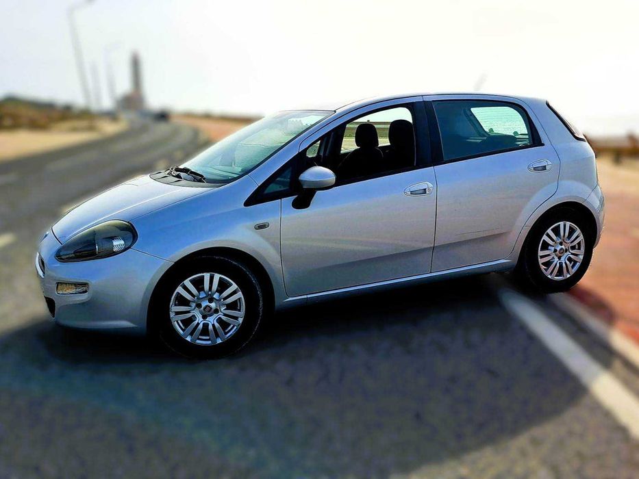 Particular Fiat Punto 1.3 Multijet S&S Diesel – Económico, Fiável e Pronto a Circular — photo 2