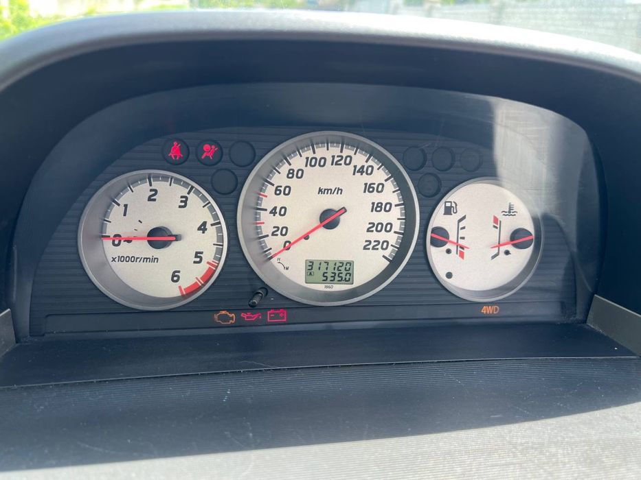 Nissan X-Trail дизель 2.2