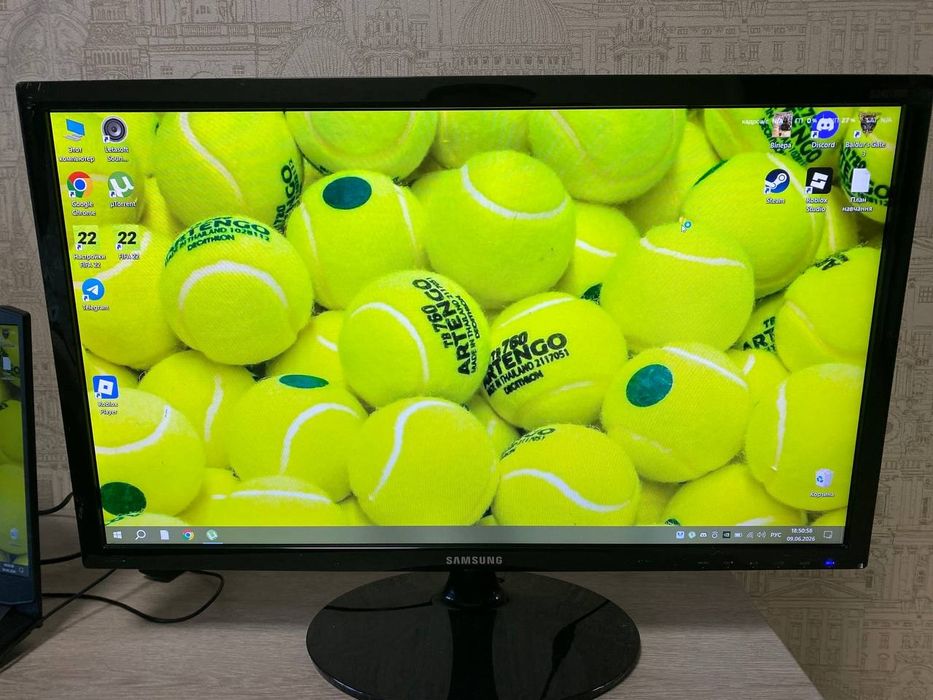 Монитор 24" Samsung S24D300H FullHD (HDMI, VGA) + новый кабель