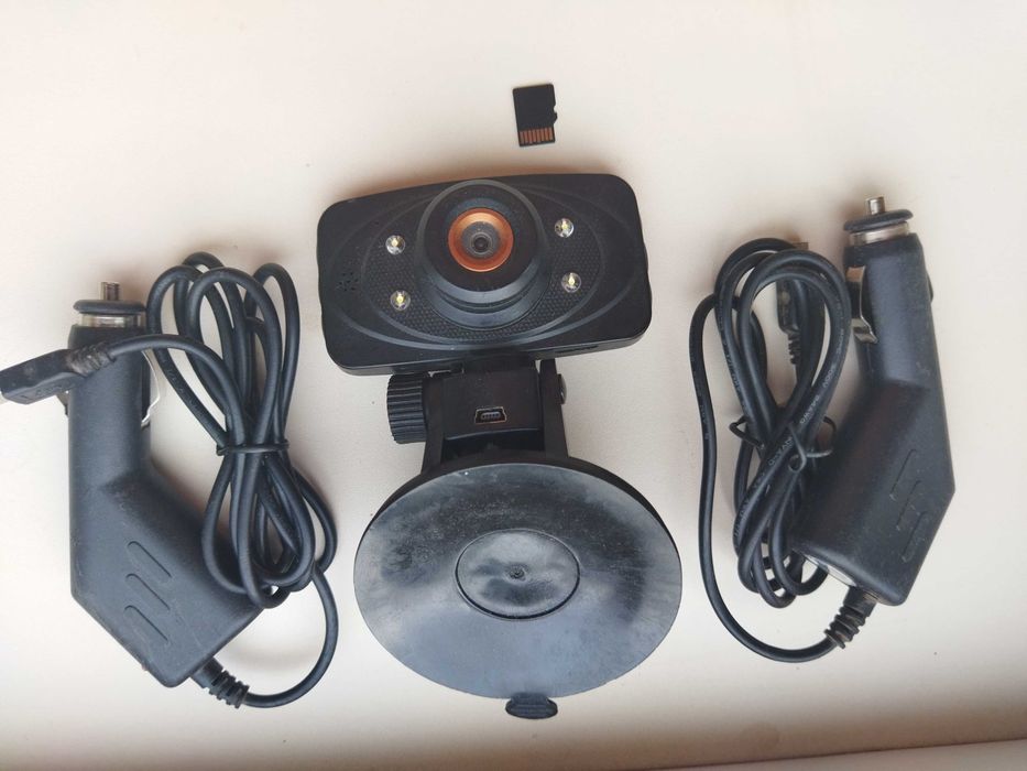 Видеорегистратор ICONBIT DVR FND LX.