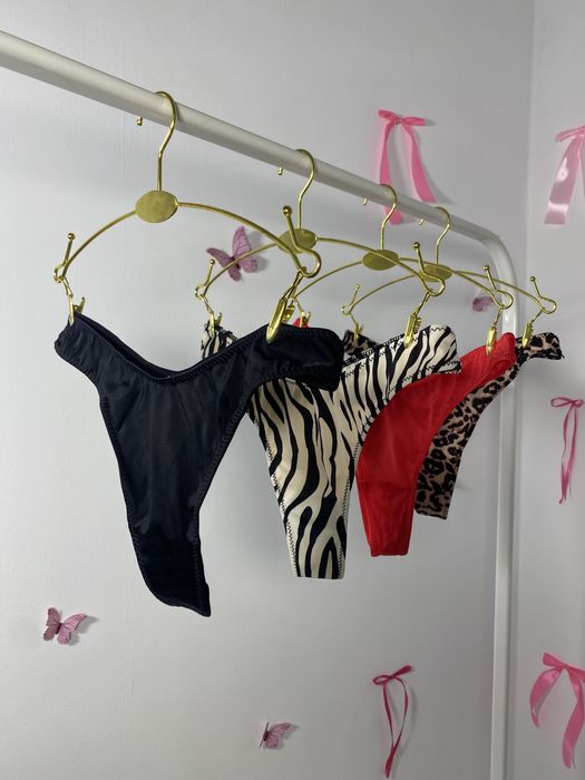Атласні трусики шовкові трусики стрінги з принтами