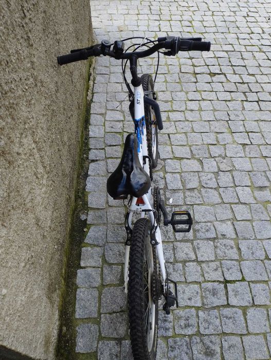 BICICLETA BTT ROCKRIDER ST 120 20 POLEGADAS  CRIANÇA