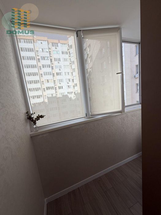 Продам 1 комн ЖК Радужный! Чистая. С мебелью! Таирова!