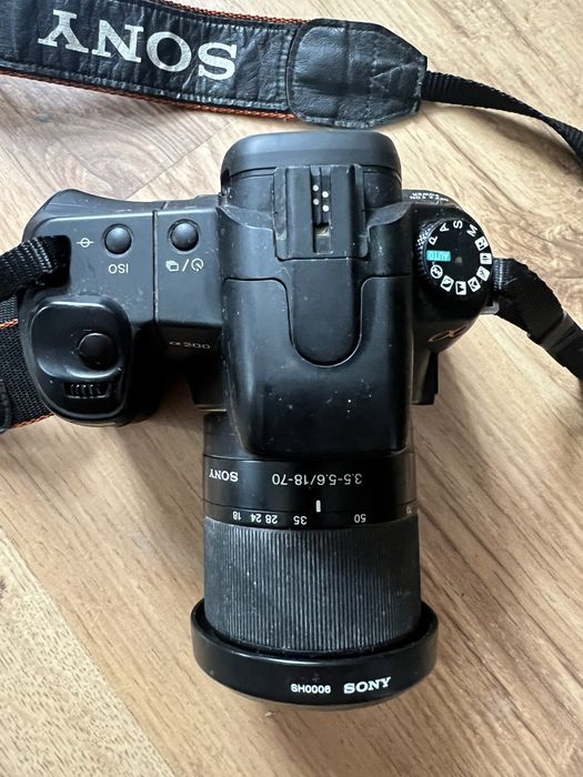 Sony alpha a200 DSLR-A200