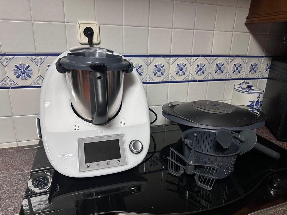 Vendo Bimby TM5.