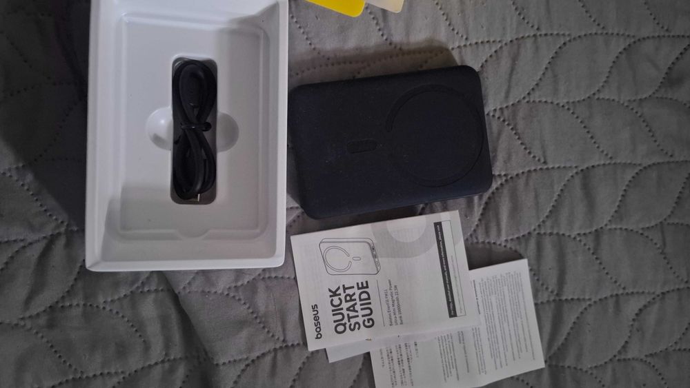 Power bank  nowy