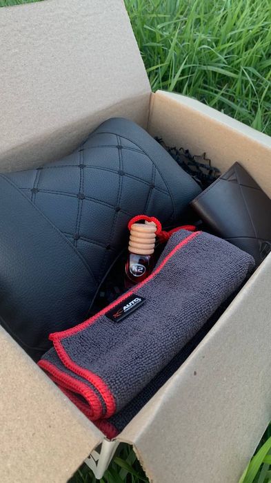 Подарунковий боксик для жінки/чоловіка автомобіліста