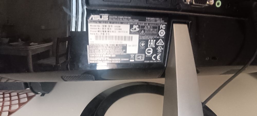 Monitor ASUS VX238H de 23"