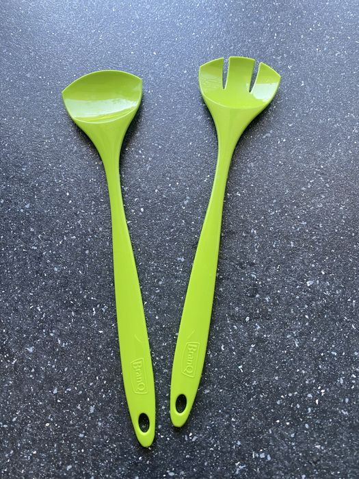 Łyżki plastikowe do serwowania sałatki