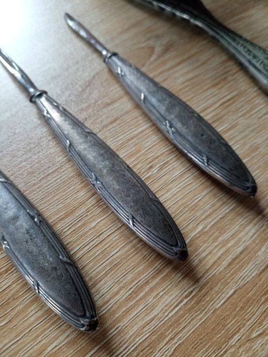 Utensílios antigos de manicure em prata