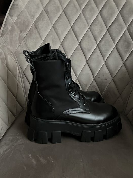 Сапогі ботінки prada