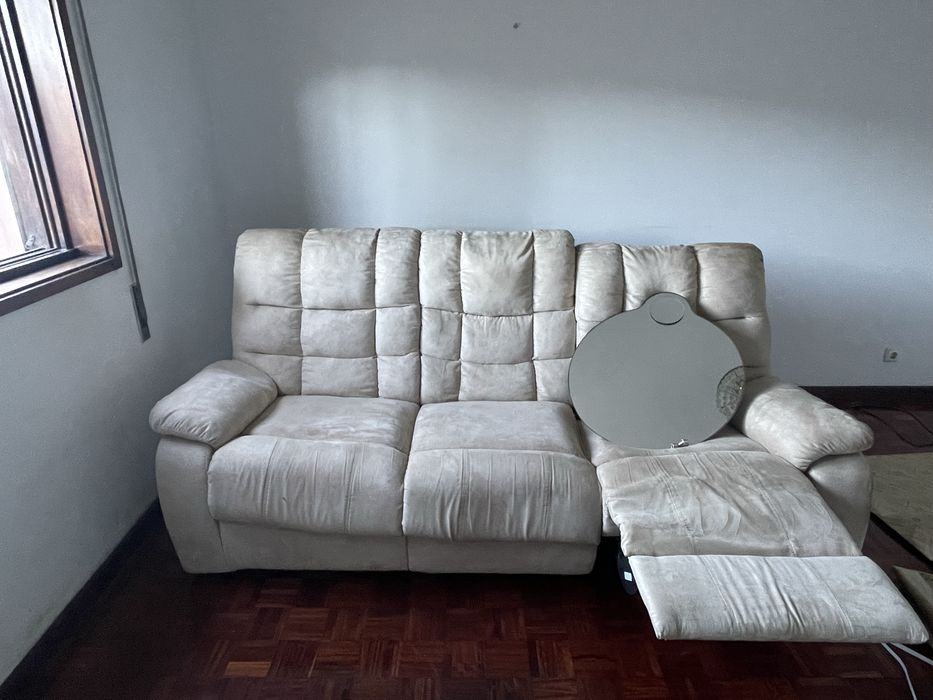 Sofa 3 lugares e espelho