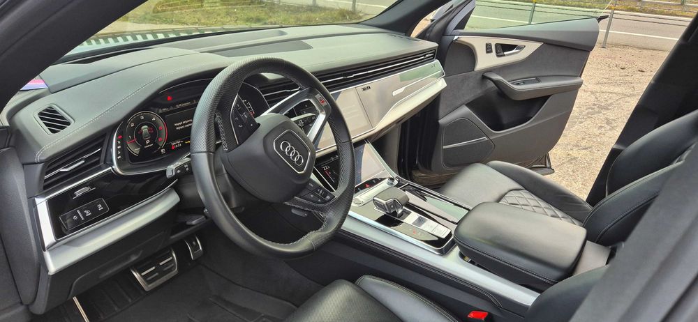 AUDI Q8 2022/ 2967cm3