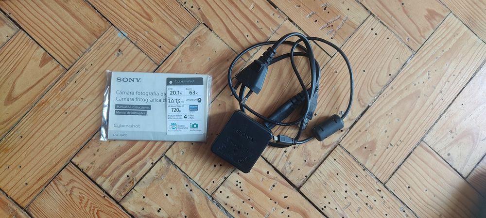 Sony Cyber-shot DSC-H400