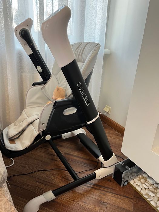 Продам стульчик-качели Carrello Cascata