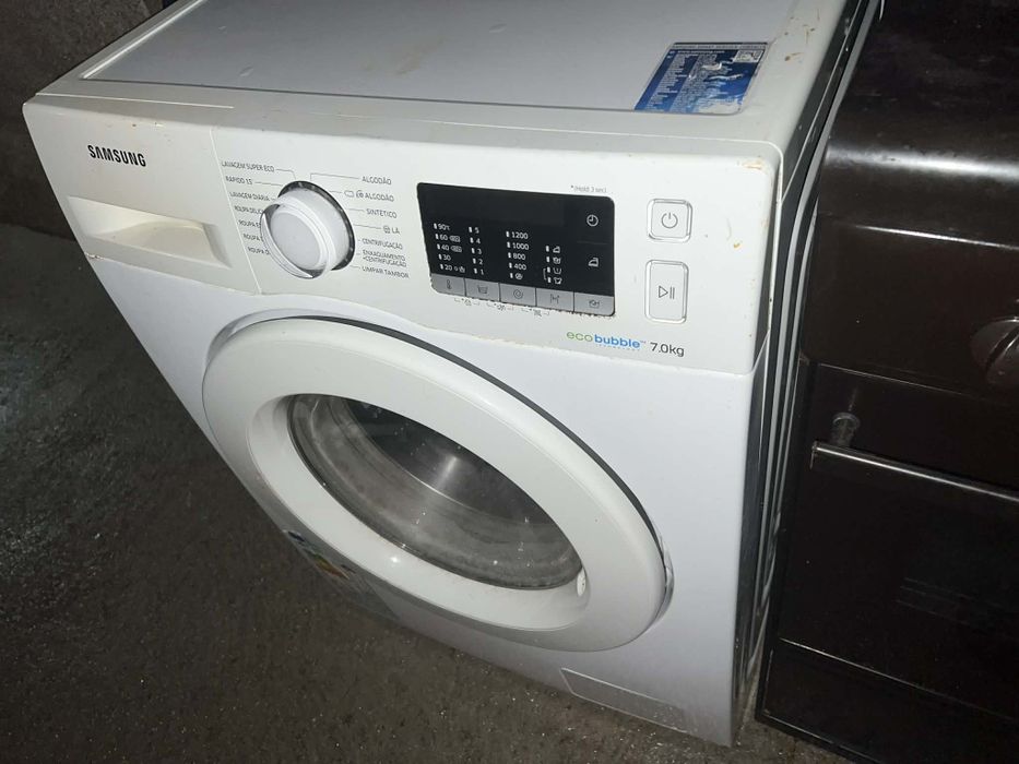 Vendo maquina de lavar roupa