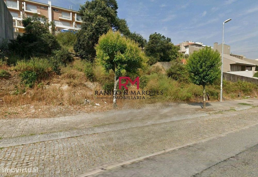 Terreno Com 215M2 Para Construção De Moradia  - Valongo — Valongo, Porto