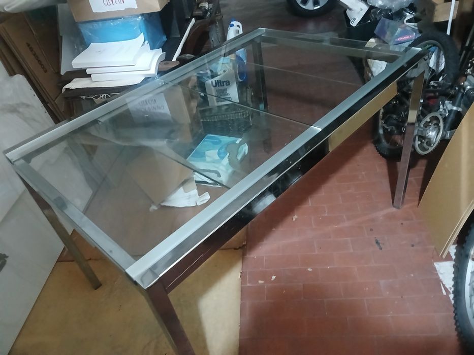 Mesa extensível Glivarp e 4 cadeiras acrilicas Tobias do Ikea