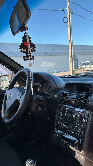 Vendo Opel Corsa B 1.5 Td  5 lugares