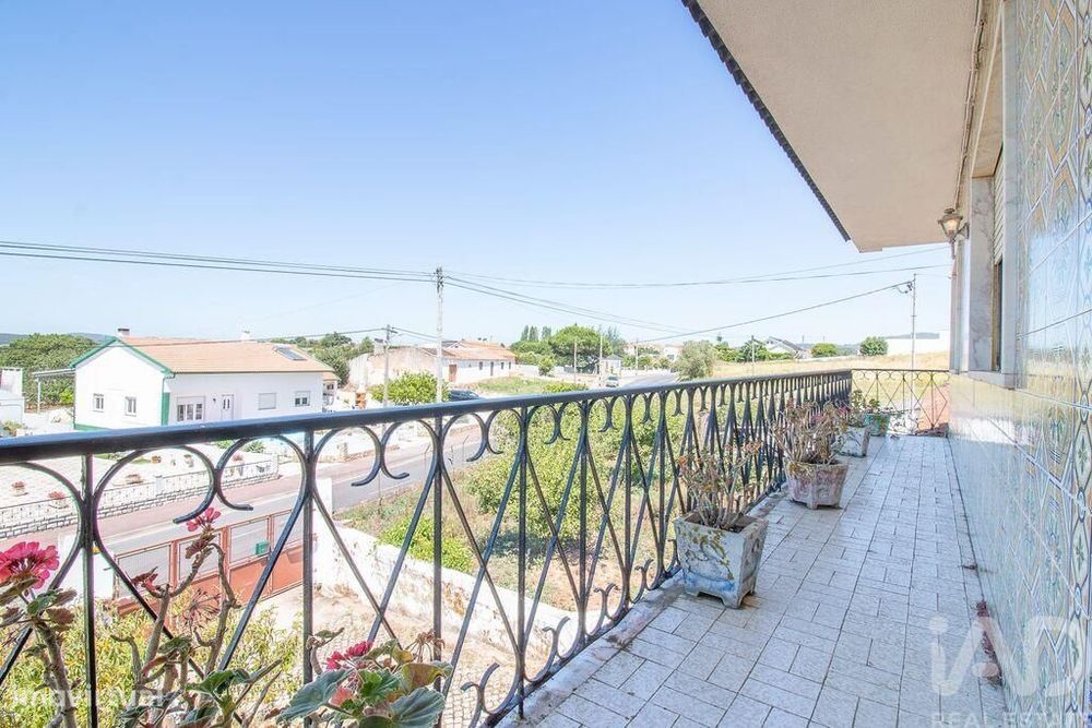 Casa / Villa T3 em Lamas e Cercal de 430 m2