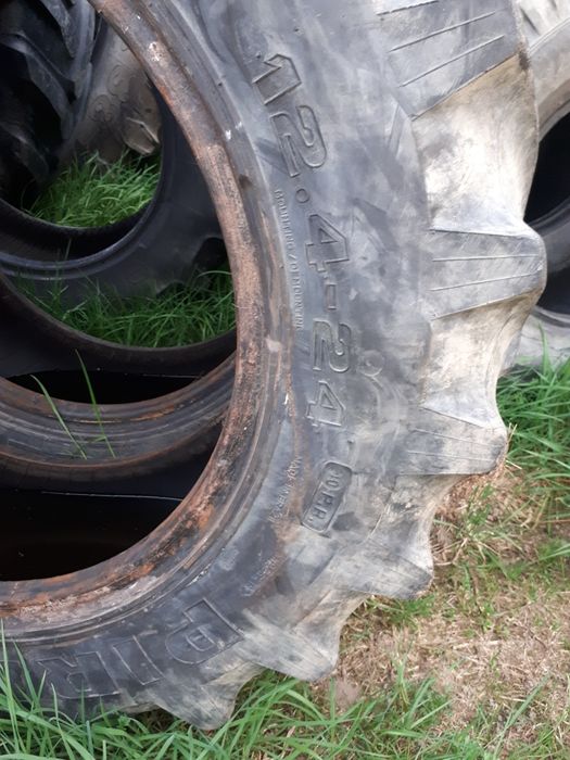 Opony leśne wzmocnione zachodnie PIRELLI 12.4 R - 24 (320/85) 360/70