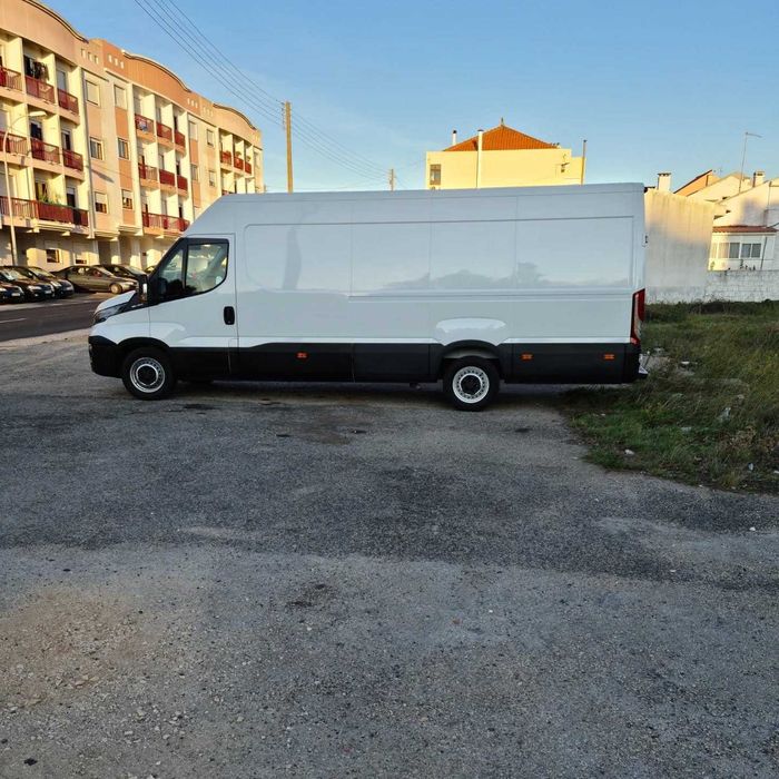 Mudanças e transportes.Entregas de IKEA com montagem.Barato