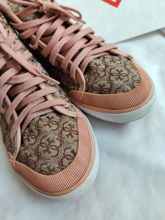 Кеди кросівки рожеві лого високі взуття  гес гесс Guess
