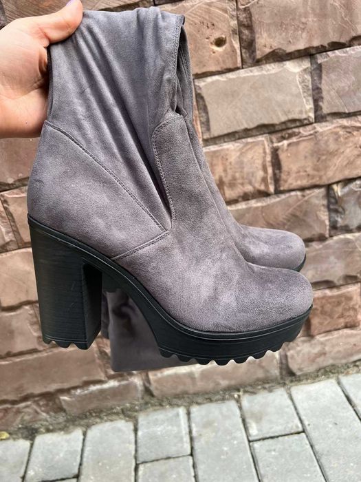 Чобітки -чулки ботфорди