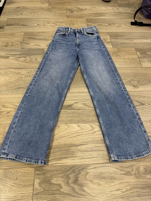 Джинсии 146 р H&M